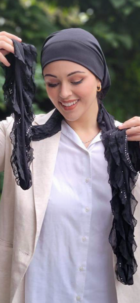 Stunning Black silver wrap around snood turban